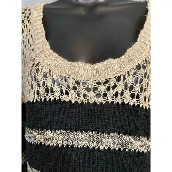 Crystal Kobe tan and black crochet sweater - Picture 3 of 4